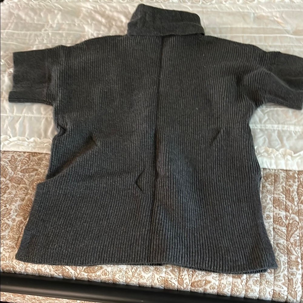 Banana Republic Gray Turtleneck Sweater